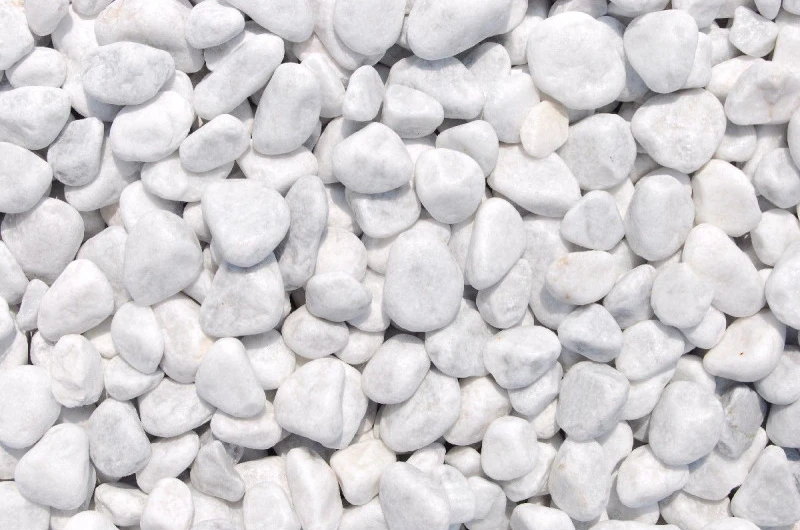 Carrara white 25-40mm kerekszemcsés díszkavics 25kg zsákos - Dekor